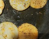 A picture of step 5 of Masala sooji idli.