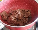 A picture of step 4 of "Choco chips Sandesh".