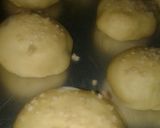 Foto langkah ke 4 dari resep Donat kentang isi selai coklat.