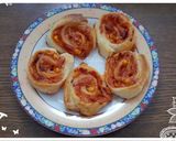 Hình bước làm 4 của món Pizza cuộn