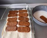 Keksztorta sűrített tejes és tejszínes krémmel 🍋🍰 recept fázis 6 fotója