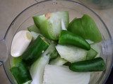 Salsa verde con aguacate