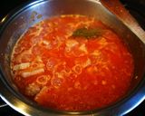 Foto del paso 5 de la receta Lomo de cerdo en salsa de tomate natural con uvas pasas