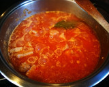 Foto del paso 5 de la receta: Lomo de cerdo en salsa de tomate natural con uvas pasas