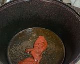 A picture of step 3 of Creamy tomato pasta / meatballs.