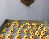 Foto langkah ke 4 dari resep Kue Semprit Keju Renyah.
