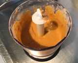 Une image de l'étape 6 de Sauce salade aux olives,piment doux et moutarde.