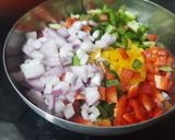 Foto del paso 1 de la receta Ensalada de lentejas de bote fresquita y nutritiva ☀😎