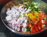 Foto del paso 1 de la receta: Ensalada de lentejas de bote fresquita y nutritiva ☀😎
