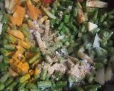 A picture of step 2 of Dry Potato-French Beans.