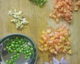 A picture of step 1 of Wheat vermicelli upma.