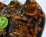 Foto langkah ke 8 dari resep Bawal Bakar Saus Madu.