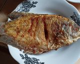Foto langkah ke 1 dari resep Gurame Goreng Saos Asam Pedas.