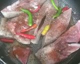 Hình bước làm 2 của món Cá Khế om dưa