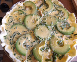 Foto del paso 4 de la receta: Quiché de pollo con espárragos y aguacate