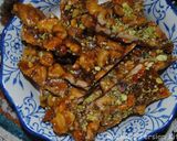 A picture of step 19 of Persian honey-saffron walnuts brittle(سوهان عسلی گردویی).