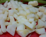 Foto del paso 2 de la receta: Ensalada Waldorf con queso 