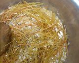 A picture of step 4 of Spa'rice (spaghetti rice).