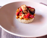 Foto del paso 3 de la receta: Cous-cous con berenjenas, pimiento rojo y soja texturizada