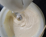 Foto del paso 1 de la receta: Budín de coco relleno con dulce de leche y chips