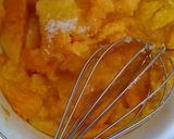 Foto langkah ke 1 dari resep 20. Bolu Kukus Mangga 🧁🥭 #fooddeha.