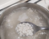 Foto del paso 1 de la receta: Berenjenas rellenas de arroz con bechamel
