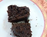 عکس مرحله 3 از دستور کیک شکلاتی خیس بدون تخم مرغ و شیر