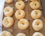 Foto langkah ke 2 dari resep Donat Gula Karamel eggless 1x proofing saja.