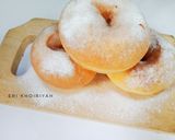 Foto langkah ke 6 dari resep Donat Lembut, Empuk dan Montok.