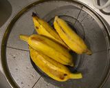 Foto langkah ke 1 dari resep 171. Pisang rebus/pisang godhok.
