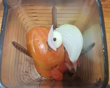 Foto del paso 2 de la receta: Salsa de jitomate sin chile