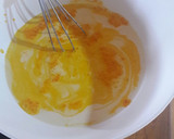 Foto del paso 1 de la receta: Budín de pan con flan. Hecho por mi hija