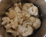 Foto del paso 2 de la receta: Puré de coliflor 3 light