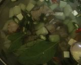 Foto langkah ke 2 dari resep Sayur asem iga sapi.