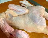 Foto langkah ke 1 dari resep Ayam woku kemangi pedas.