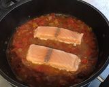 Une image de l'étape 11 de Pavés de saumon aux tomates, oignon de roscoff et jus citronné.
