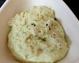 A picture of step 4 of My Avocado & Soft Cheese Dip 😃#2Flavours #Sidedish #Dip.