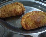 A picture of step 2 of Stuffed Ghughra Chaat.