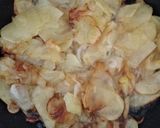 Foto del paso 1 de la receta Tortilla de patata con cebolla