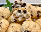 Foto del paso 14 de la receta: Galletitas blandas de coco y pepitas de chocolate