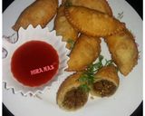 A picture of step 8 of Keemay ke Samosay /Mince Samosa.