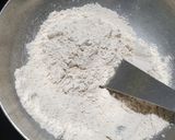 A picture of step 2 of Chakri phool.