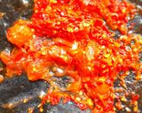 Foto langkah ke 4 dari resep Ikan Nila goreng sambal tomat.