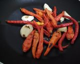 Foto langkah ke 5 dari resep Sate ayam pedas(sambal bakal nampoooll).