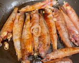 A picture of step 1 of Caramelized Peppery Goby Fish (Cá Bống Kho Tiêu).