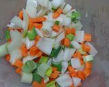Foto del paso 2 de la receta: Sofrito de pollo y vacuno