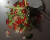 Foto langkah ke 3 dari resep 50. Tumis Cumi Pete Saus Tiram.