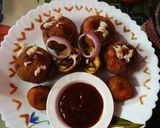 A picture of step 4 of Chicken keema stuffed cheesy potato balls.