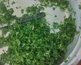 A picture of step 1 of Rajasthani methi ni bhaji.