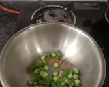 A picture of step 2 of #SM Bhendi kadhi.